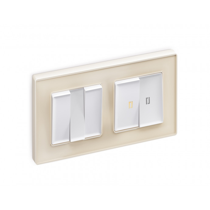 AP1250 Лицевая панель ALFA (Белый матовый) для 3-кл выключателей QUANT