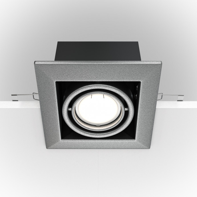 Встраиваемый светильник Maytoni Downlight DL008-2-01-S