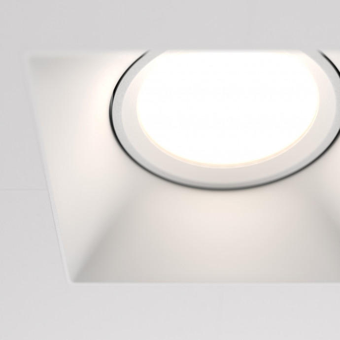 Встраиваемый светильник Maytoni Downlight DL042-01-SQ-W