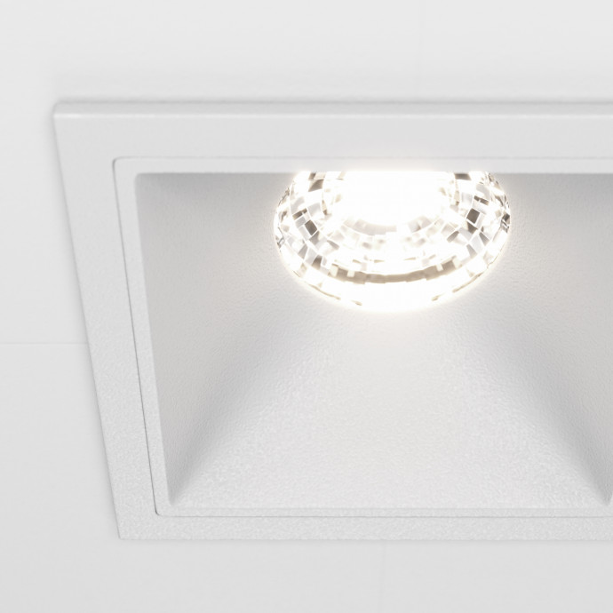Встраиваемый светильник Maytoni Downlight DL043-01-10W4K-D-SQ-W
