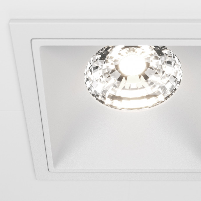 Встраиваемый светильник Maytoni Downlight DL043-01-15W4K-SQ-W