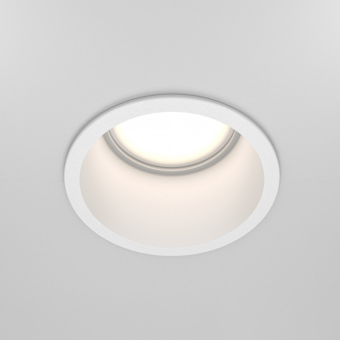 Встраиваемый светильник Maytoni Downlight DL049-01W