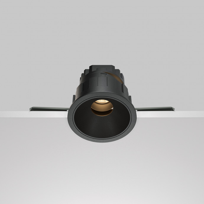 Встраиваемый светильник Maytoni Downlight DL057-10W3K-B