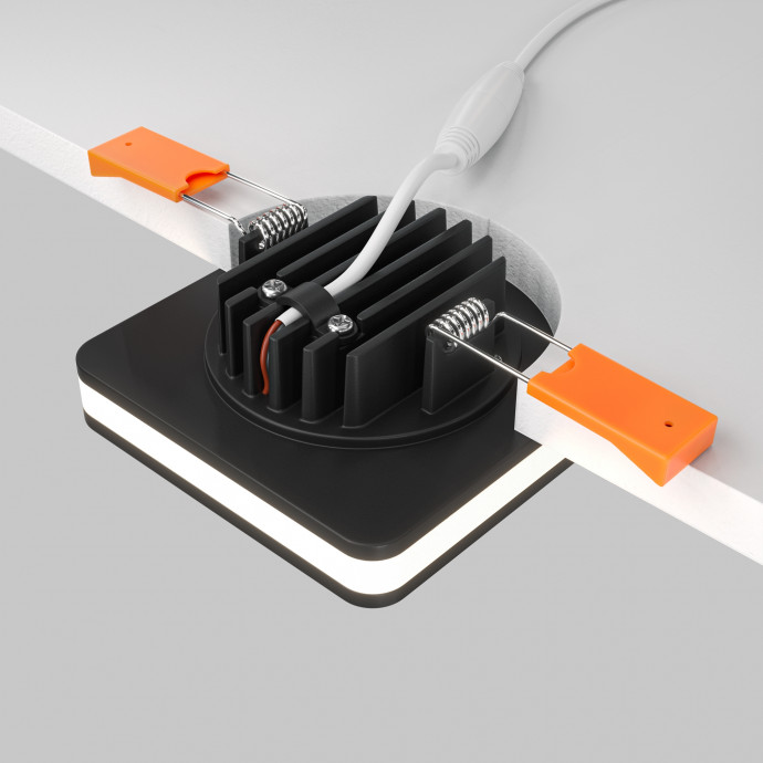 Встраиваемый светильник Maytoni Downlight DL2001-L7B4K