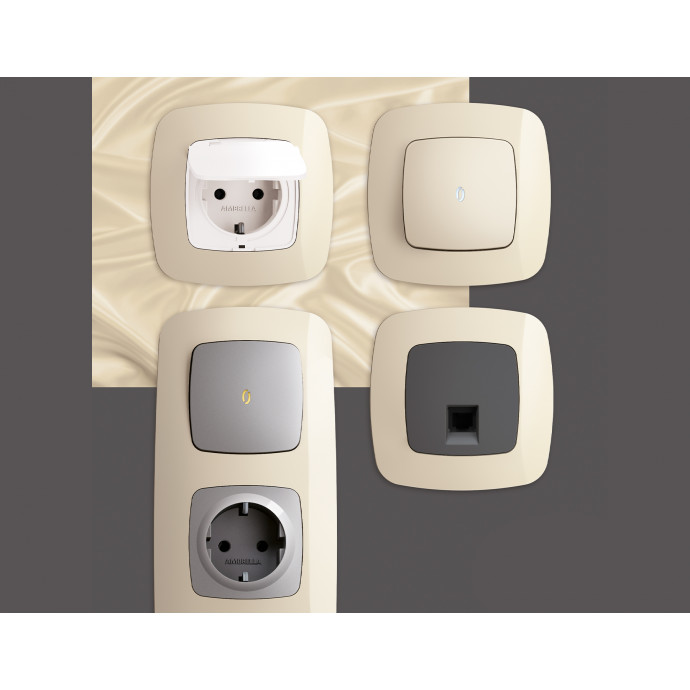 OF140304 Рамка OMEGA Ecta (Бежевый глянец) 4-ая