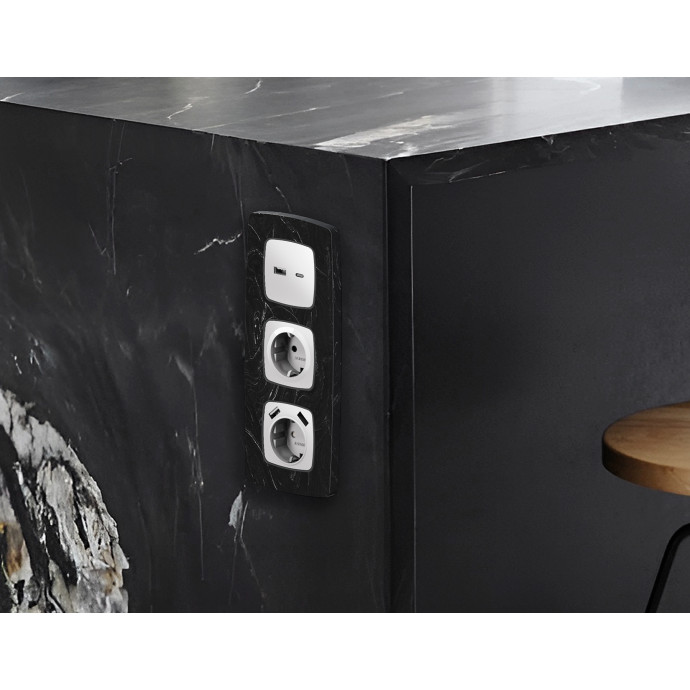 OF940702 Рамка OMEGA Opera (Черный мрамор) 2-ая