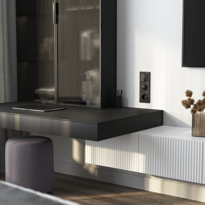 Рамка на 3 поста (черный) W0031108