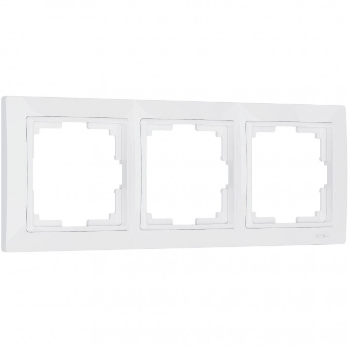 Рамка на 3 поста (белый, basic) W0032001