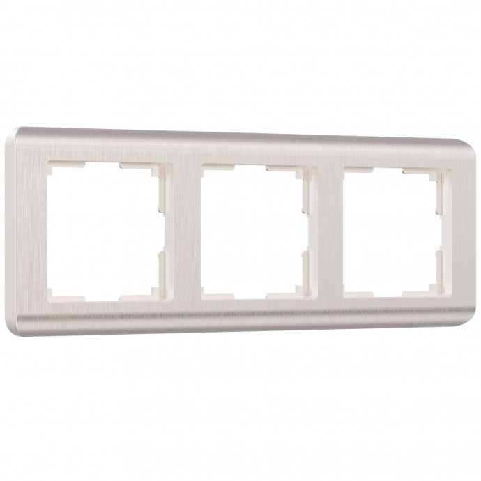 Рамка на 3 поста (перламутровый) W0032113
