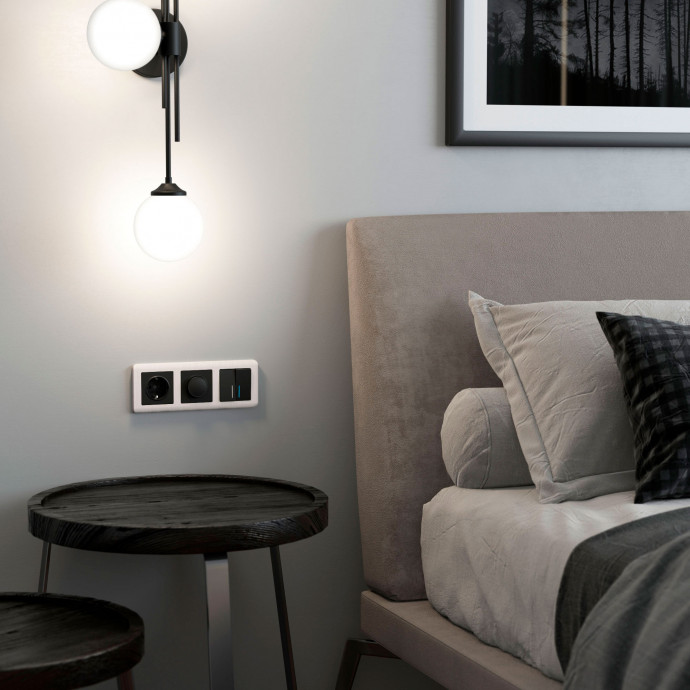 Рамка на 3 поста (перламутровый) W0032113